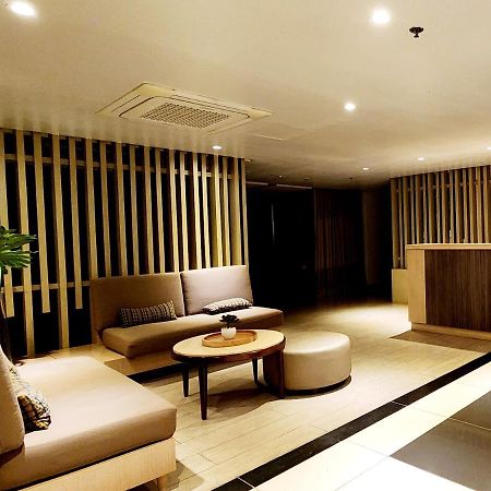 Casa Antonio At Uptown Parksuites Tower One Bgc Манила Экстерьер фото